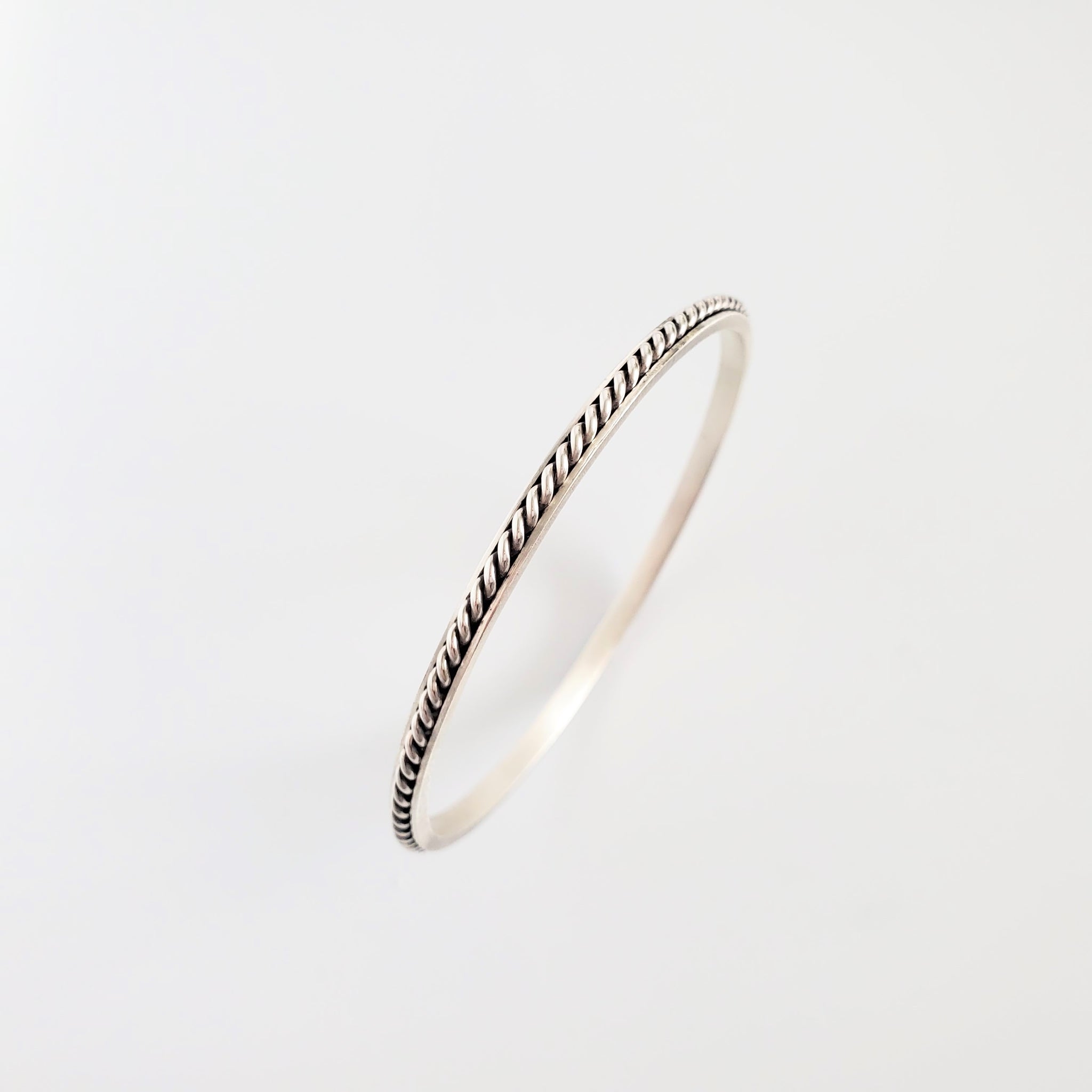 SOLID STERLING SILVER BANGLE WITH TWISTED WIRE